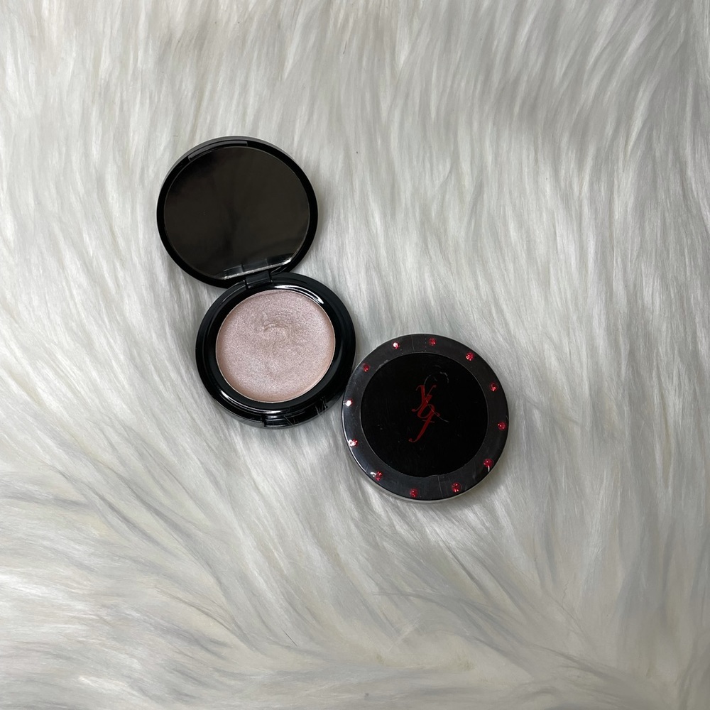 Your Best Friend Illuminating Cream